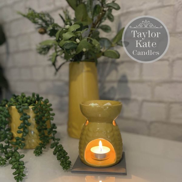 Tobacco and Oak wax melts Taylor Kate Candles, Kings Langley, Herts, TK001M